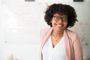 5 Reasons Women Need to Have a Professional Headshot
