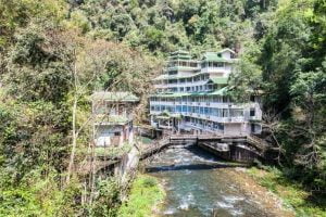 Resorts with Hot Springs
